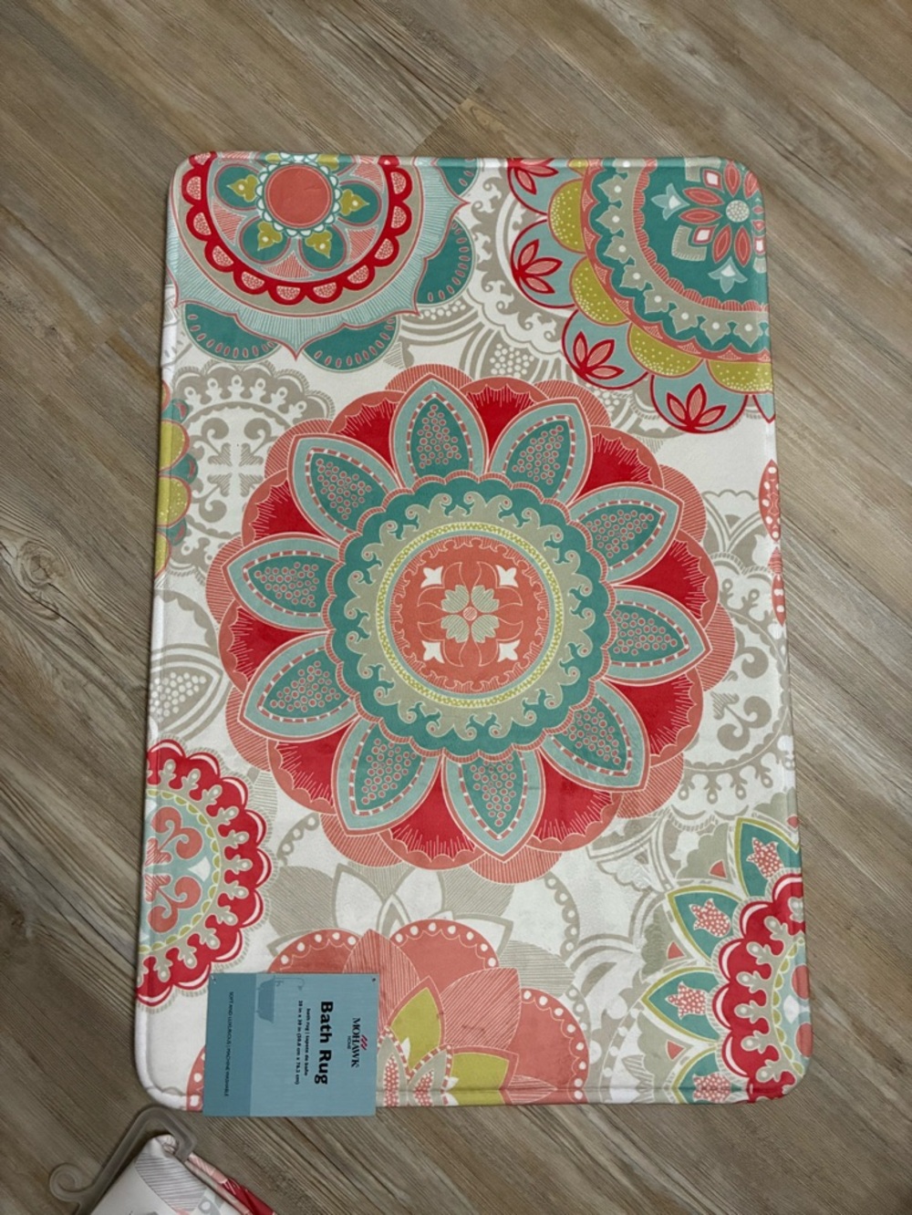 Groovy Medallion Bath mat